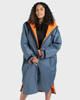 Dryrobe Advance - Long Sleeve - Dark Grey/Orange